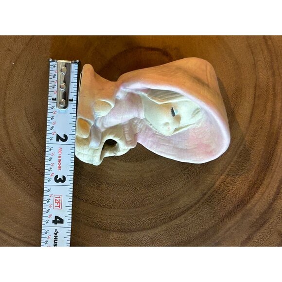 Vintage UCTCI Stoneware Japan Sleeping Girl Figurine With Bonnet & Basket Paste - Picture 7 of 8